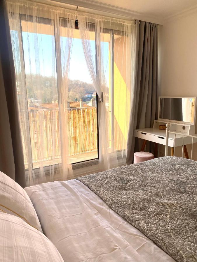 Bergson Top - Appart 80M2, 2 Grandes Chambres, Entierement Renovee Et Equipee, Lumineux, Wifi, Balcon, Calme, Vue Imprenable サン・テティエンヌ エクステリア 写真